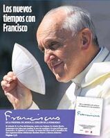 Portada del libro "Franciscus" en el cual colaboró Eduardo Casas en un capítulo.