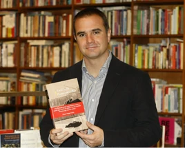 Raúl Tola