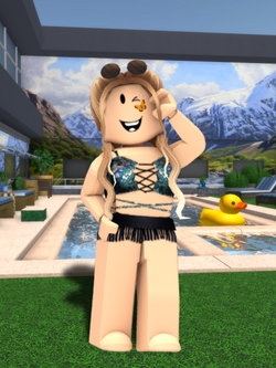 Stream Roblox hot girl by wdaolodlaaw