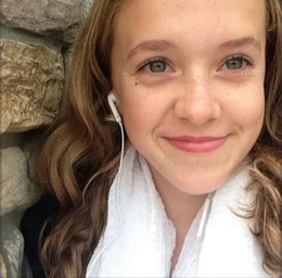 Lauren | Big Brother World Wiki | Fandom