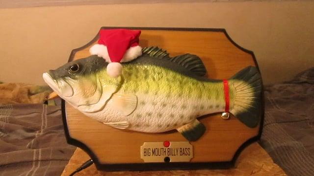 Gemmy Big mouth Billy Bass Sings "T'was the night before Christmas"
