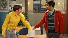 Courage test: keeping one's hand in with the spiders.