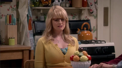 Bernadette is weirded out by Stuart hitting on Amy.