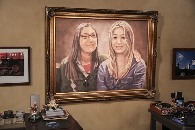 Painting Of Penny And Amy The Big Bang Theory Wiki Fandom