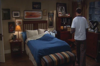 S01E10 - wide shot