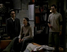 Leonard, Gilda and Sheldon in the original pilot.