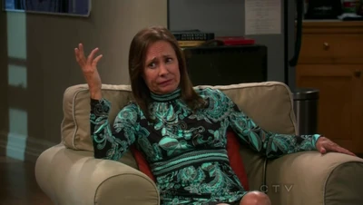 Mary tells Leonard her theory on men.