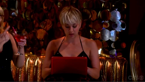 Penny still working at the club and watching her drunken friends.