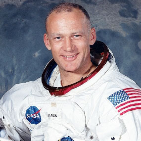 Buzz aldrin