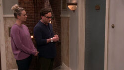 Leonard and Penny in front of 5A
