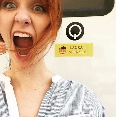 Laura is back on the set.