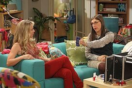 TBBT 6x03 Penny and Amy 2