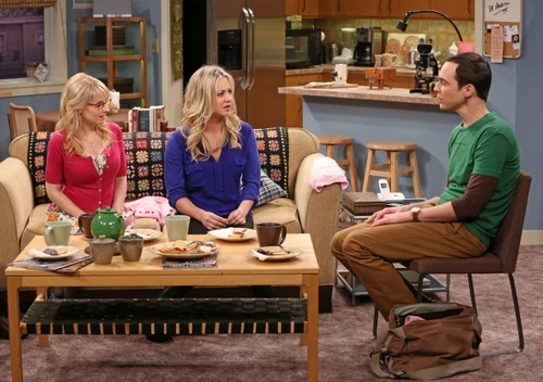 Sheldon and his ladies.