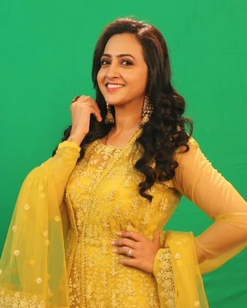 Lasya Manjunath Big Brother Wiki Fandom బిగ్‌బాస్ హౌస్‌లోకి వ‌చ్చాక వంట‌ల‌క్క‌లా మారిన లాస్య ప‌ద‌కొండో వారం ఎలిమినేట్ అయింది. lasya manjunath big brother wiki fandom