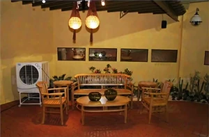 Outdoor Sitting Area