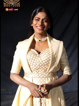 Tamil7 Vinusha Large