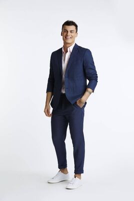 BBCAN8 Large Micheal
