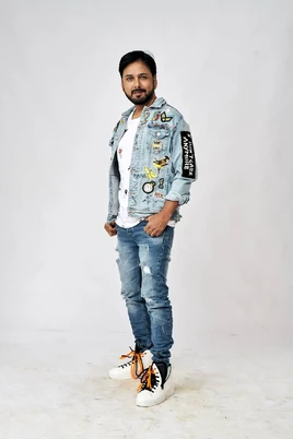 Hindi13 Siddharth D Large