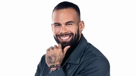 CelebritySpanish4 Carlos Large