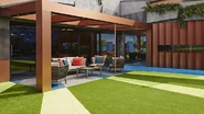 BB16 outside seating area.jpg (133 KB) Outside seating area