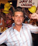 Jonny1.jpg (28 KB) Jonny leaves the Big Brother 3 House