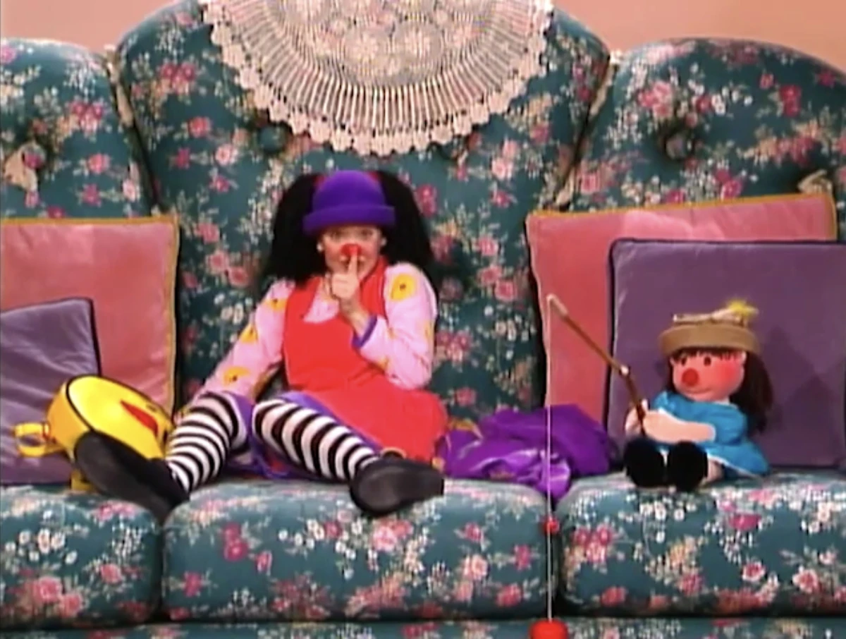 Fibberish Gibberish Big comfy couch Wiki Fandom