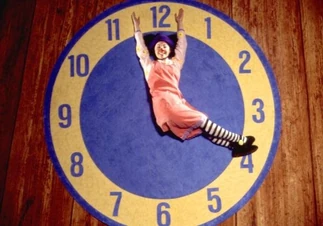 Clock Rug Stretch | Big Comfy Couch Wiki | Fandom