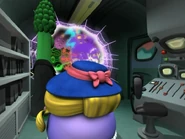 LarryBoyAndTheBadApple600.png (743 KB)