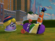 LarryBoyAndTheBadApple629.png (748 KB)