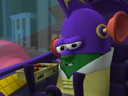 LarryBoyAndTheBadApple81.png (645 KB)