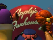 LarryBoyAndTheBadApple633.png (645 KB)