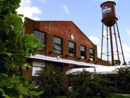 Located in Franklin Tennessee on N Franklin Rd.