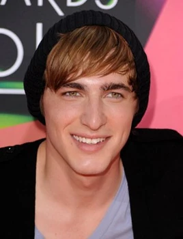 Kendall Schmidt2.02.jpg