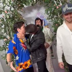 Jagan kiss