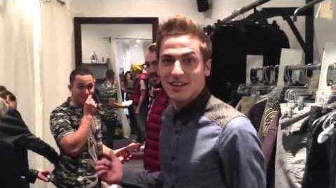 @HeffronDrive 1Million Thank you so much!! Love you all!! KENDALL SCHMIDT REACHED 1 MILLION