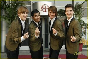 Big-time-rush-love-song-01