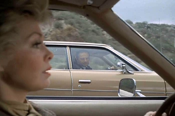 JaimesMother pursued.jpg (176 KB) Hot pursuit