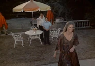 JatK - leaving.jpg (69 KB) The King and Prince watch as Jaime leaves