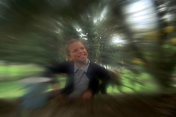 JaimesMother youngjaime digging.jpg (187 KB) Jaime remembers digging in her father's garden