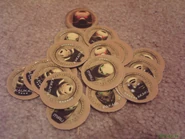 24 Kanohi tokens (on the front side of the token is Tahu's Kanohi Hau)