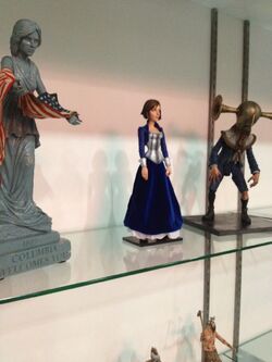 BioShock Infinite Elizabeth Vinyl Figure