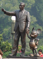 Ryandisneystatue