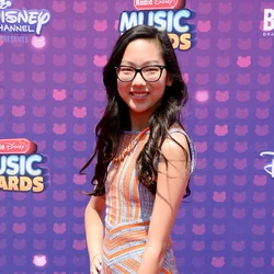 Category Cast Bizaardvark Wiki Fandom