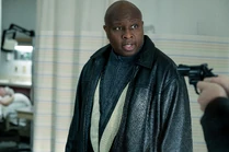SE1-E02-Promo-Rumors-24-Detective-Bryant.jpg (1.68 MB)