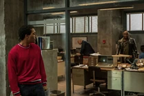 SE1-E08-Promo-The-King-of-Detroit-08-Meech-Detective-Bryant.jpg (1.49 MB)