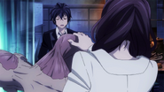 Rentaro is scared by Sumire