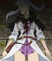 Noelle suffers a critical injury.