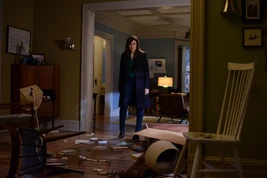 The Blacklist - Episode 1.20 - The Kingmaker - Promotional Photos (1) 595 slogo