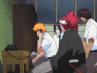 Ichigo and his friends find the phone in the Urahara Shop.