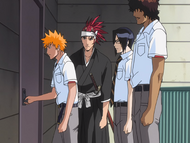 Uryū and his friends return to Orihime's house.